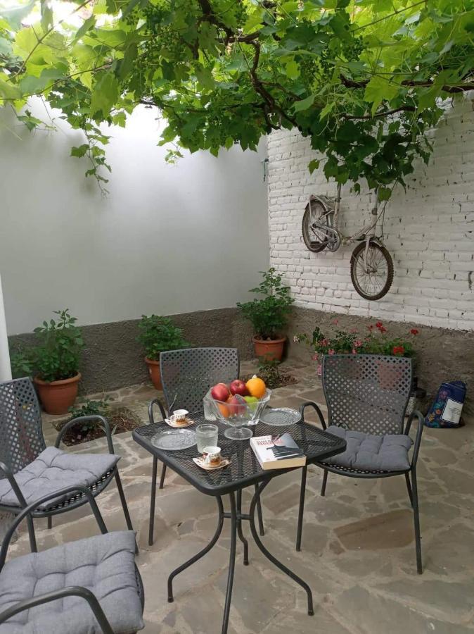 Green Housee Κορυτσά Εξωτερικό φωτογραφία